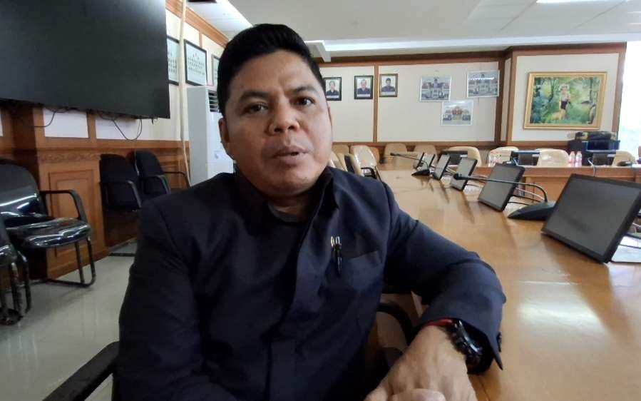 Jalan Rusak Hambat Layanan Publik, DPRD Desak Pemerintah Fokus di Pinggiran